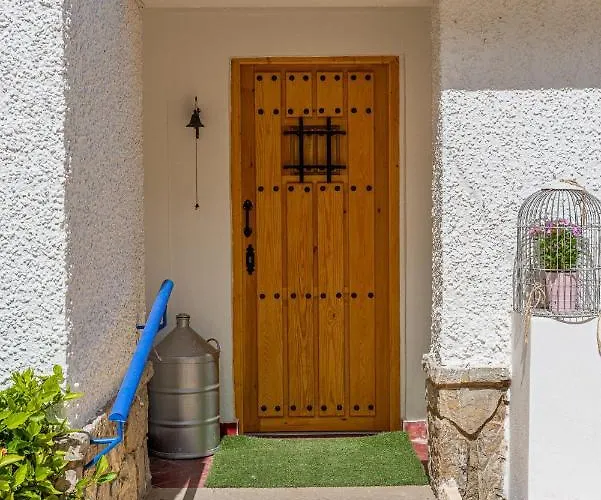 Homestay Blue Castle Malaga