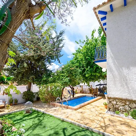 Blue Castle בית אירוח